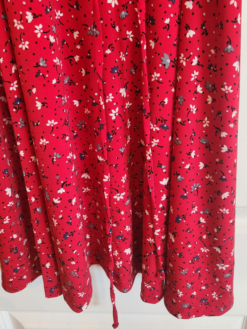 Banana Republic Red Long-Sleeve Floral Tie-Waist Dress Size L Cottagecore Flowy - Picture 6 of 12